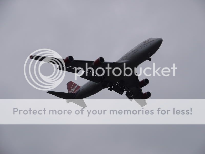 http://i455.photobucket.com/albums/qq279/AggyMeers/Heathrow%20030410/P1050064.jpg
